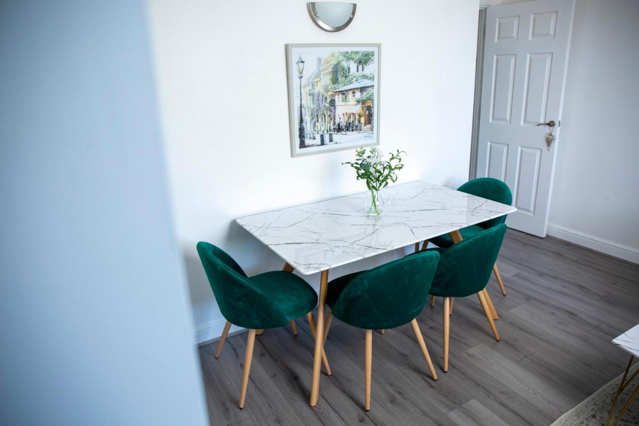 Modern Townhouse Apartment With Free Parking And Wifi Stratford-upon-Avon Exteriér fotografie