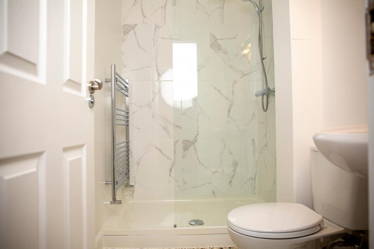 Modern Townhouse Apartment With Free Parking And Wifi Stratford-upon-Avon Exteriér fotografie