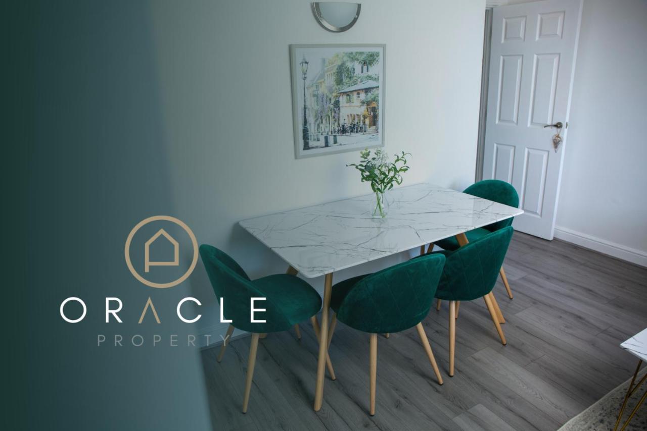 Modern Townhouse Apartment With Free Parking And Wifi Stratford-upon-Avon Exteriér fotografie